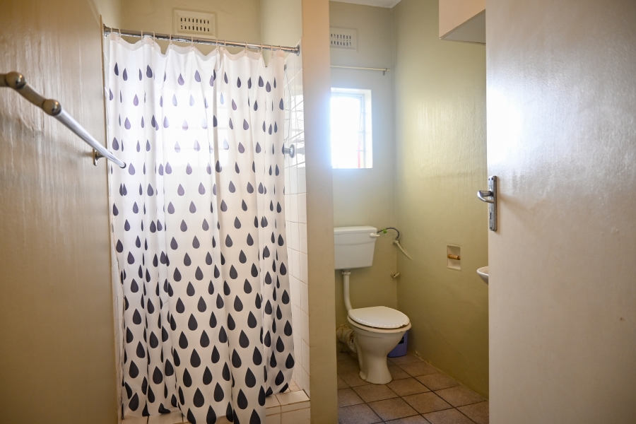 1 Bedroom Property for Sale in Strand South Western Cape